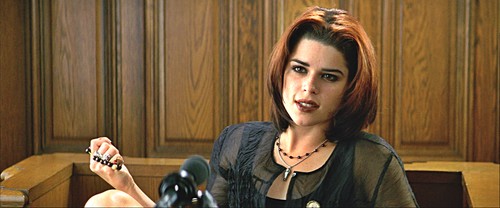  Neve Campbell in "Wild Things"