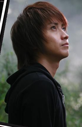  Tatsuya Fujiwara as Light Yagami