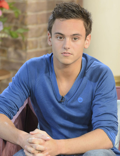  Tom appears on "This Morning" [04/01/13]