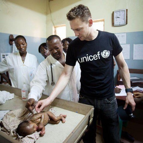  Tom helping out Unicef