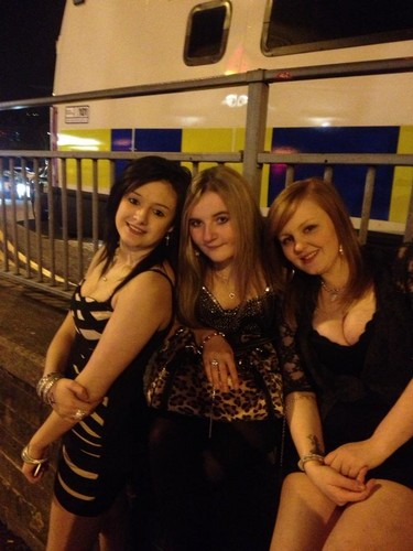  Amy, Me & Jess On A Girlz Nite Out In BFD ;) 100% Real ♥