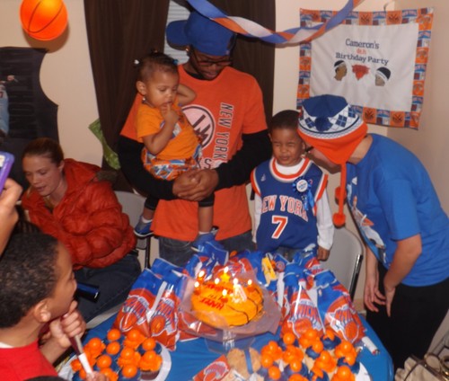  Carmelo Anthony's Biggest 4 年 old 粉丝 Cameron
