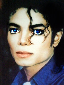  MJ with blue eyes