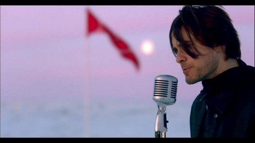  30 সেকেন্ড To Mars - A Beautiful Lie {Music Video}
