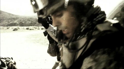  30 saat To Mars- This Is War {Music Video}