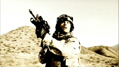  30 秒 To Mars- This Is War {Music Video}