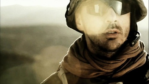  30 saat To Mars- This Is War {Music Video}