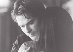  Damon & Elena<3