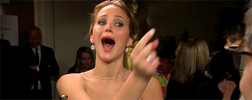  Jennifer Lawrence swarmed 의해 family after her Oscar win