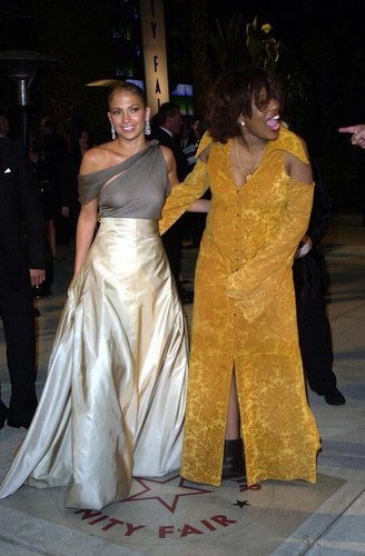  Macy Gray & Jennifer Lopez 2001