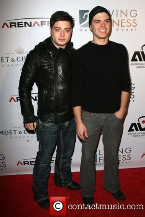  Matthew and Andy Lawrence