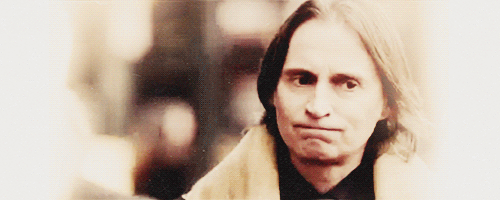  Once Upon a Time 2x15, The queen Is Dead - Mr. Gold has a confession to make about cisne Thief