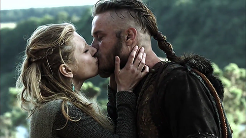  Ragnar and Lagertha