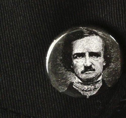  Edgar Allan Poe Pin/Button