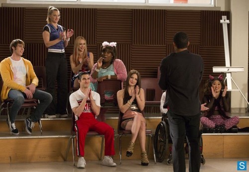 Glee - Episode 4.17 - Guilty Pleasures - Promotional Photos 