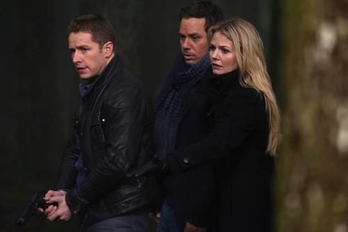  Once Upon a Time - 2x17- Welcome to Storybrooke