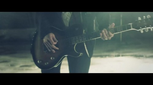  Papa Roach- Before I Die {Music Video}