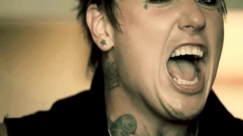  Papa Roach Still Swingin {Music Video}