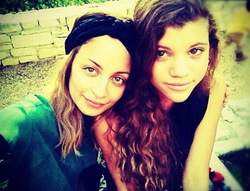  nicole richie and her sister sofia richie :)