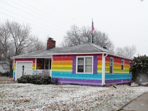 "Rainbow House"