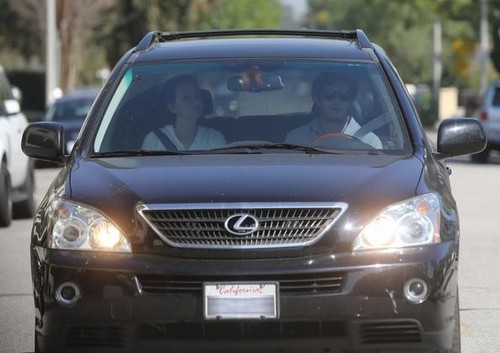  Adam Brody And Leighton Meester Leaving Her House In Beverly hügel