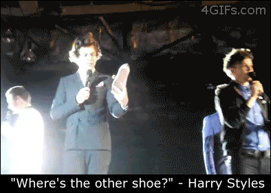  Harry Styles + Shoe