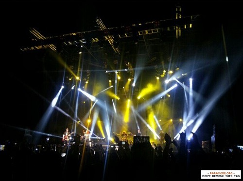  パラモア live at Bukit Kiara Indoor Arena, Kuala Lumpur, Malaysia 17022013