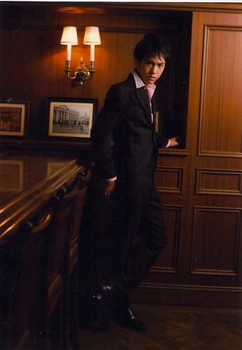  RMB: Yuichi Tsuchiya as जिन Ichimaru
