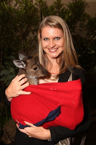  Safarova and kangaroo
