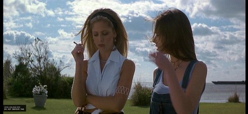  Sarah Michelle Gellar in ''I Know What wewe Did Last Summer'' (1997)