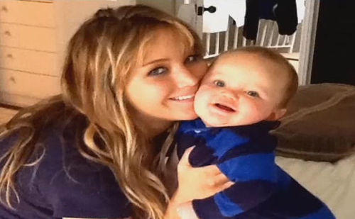  Jennifer with her nephew