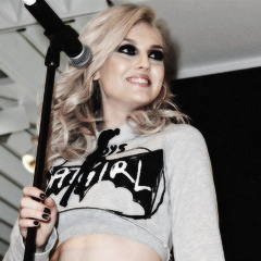 Perrie icon <33