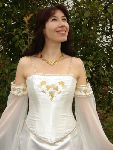  Pocahontas like Wedding dress