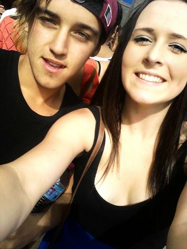  beau brooks with his 팬