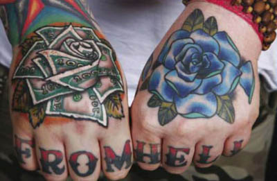  finger tatoos