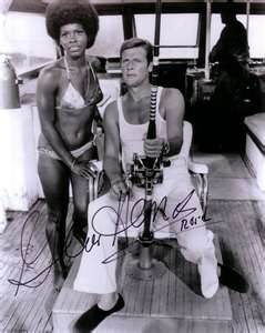  A Vintage Autographed Poster Signed দ্বারা Roger Moore And Gloria Hendry