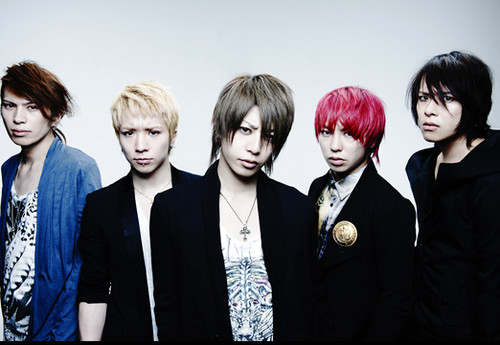 New single「ANSWER」Official Profile Pictures