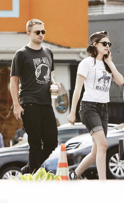  Rob and Kristen out in LA (4th April 2013)