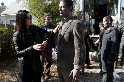 The Walking Dead - 3x16 - Welcome to the Tombs - Behind the Scenes