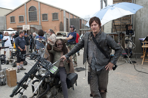 The Walking Dead - 3x16 - Welcome to the Tombs - Behind the Scenes