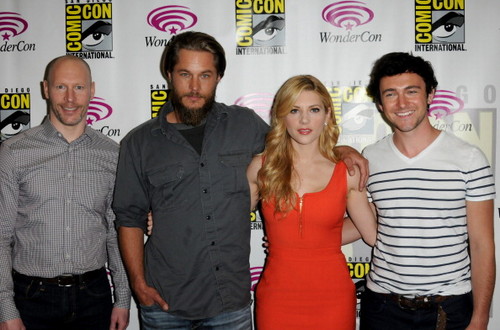  Vikings cast at Comic Con