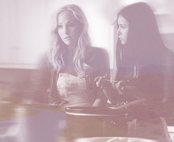  Caroline&Elena