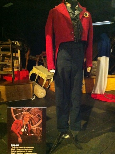  Costume worn sa pamamagitan ng Aaron Tveit as Enjolras, in Les Miserables Movie, 2012