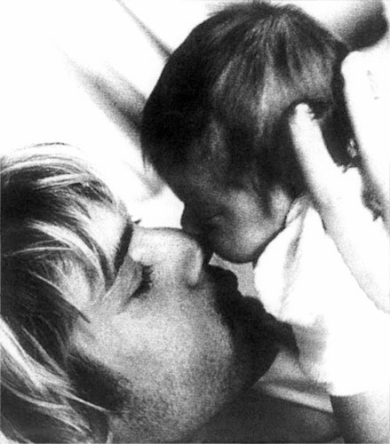  Frances Cobain.