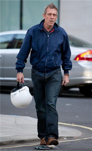  Hugh Laurie 17.04.2013