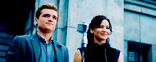  Katniss & Peeta - Catching আগুন teaser trailer