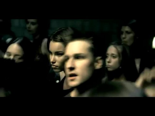  Nickelback - How te Remind Me {Music Video}