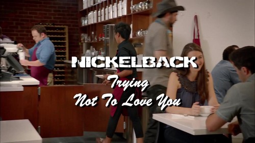  Nickelback - Trying Not To Amore te {Music Video}