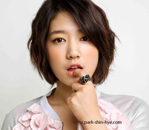  Park Shin Hye