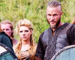  Ragnar & Lagertha